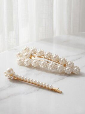 Ladies Pearl Hair Accessories